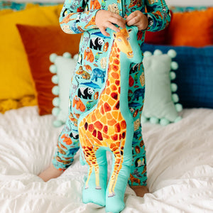 Wild Animals: Giraffe Pillow