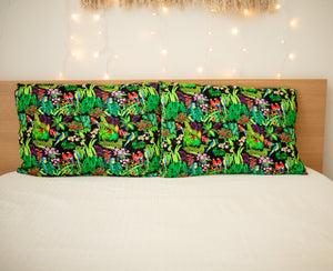 Macaw Jungle Standard Pillow Case Set